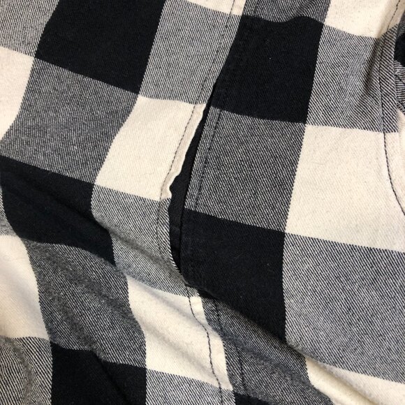 Duluth Women's Free Swingin Flannel Shirt Large Black White Goth Beetlejuice - Picture 7 of 10